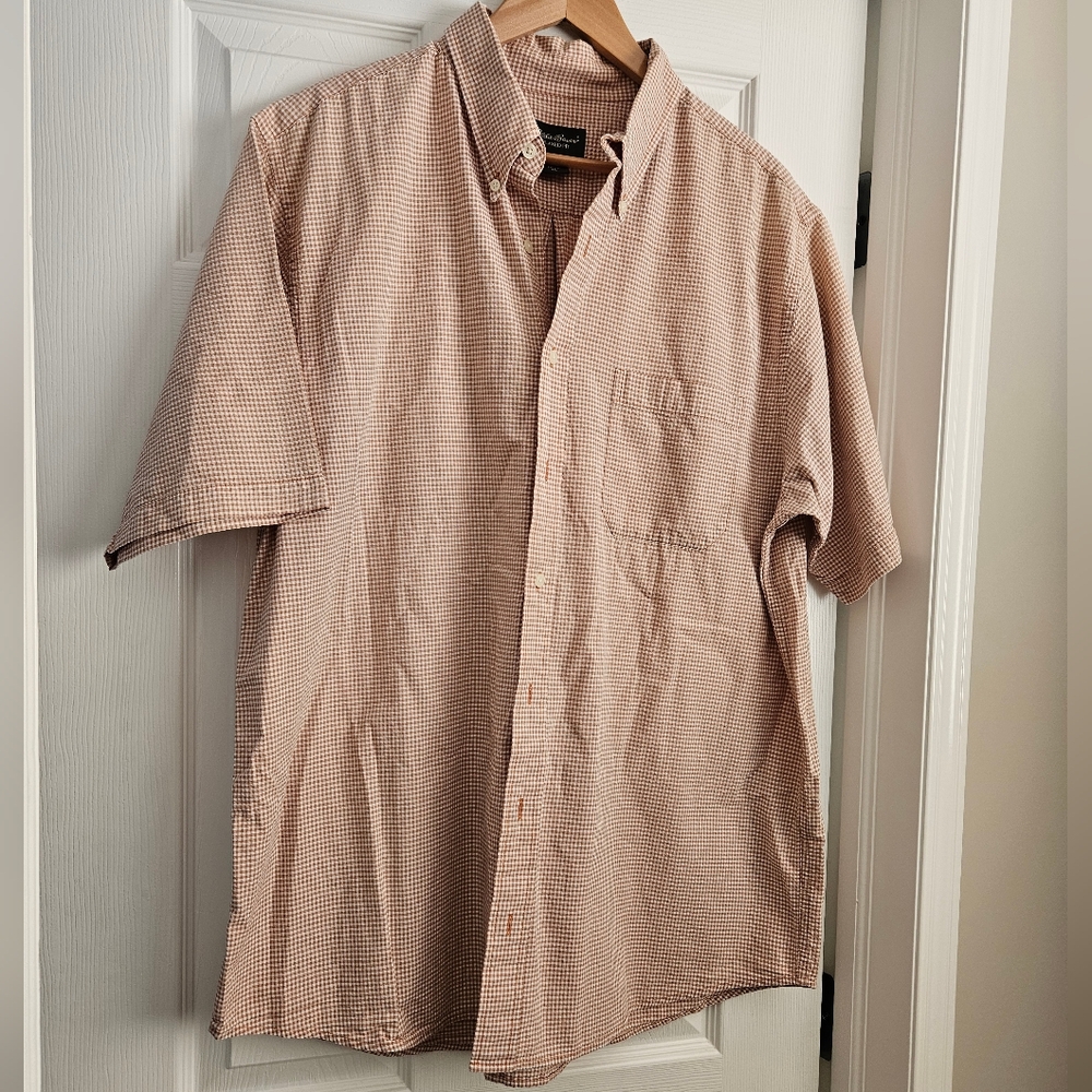 Eddie Bauer Relaxed Fit Men's Tall XL Button Up Short Sleeve Plaid Peach Shirt